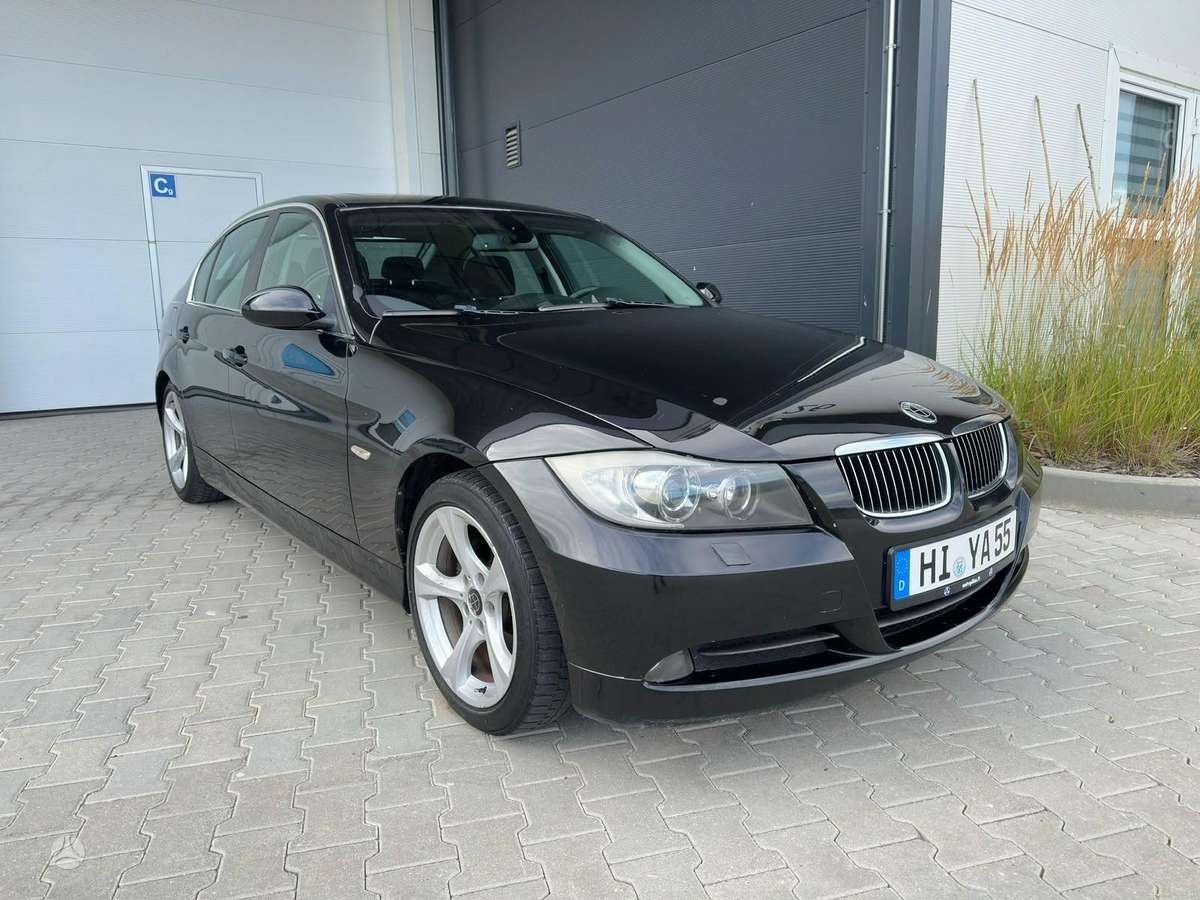 BMW 325, 3.0 l., Седан