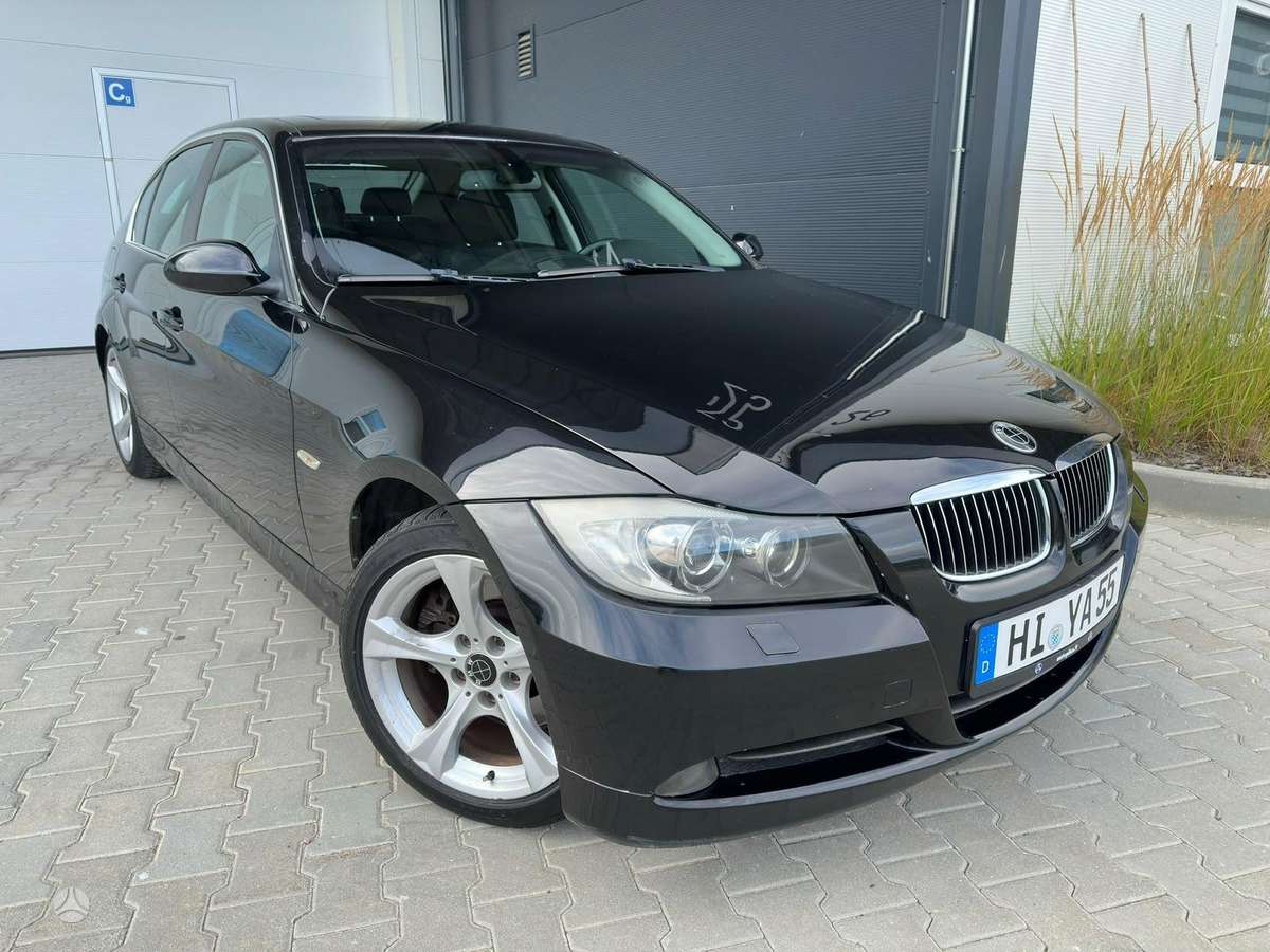 BMW 325, 3.0 l., Седан