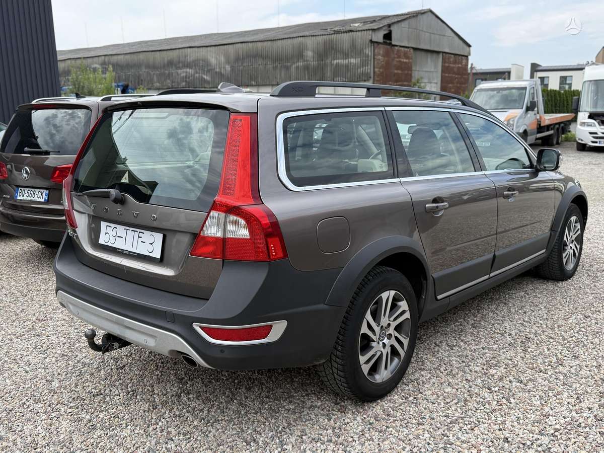 Volvo XC70, 2.4 l., Универсал