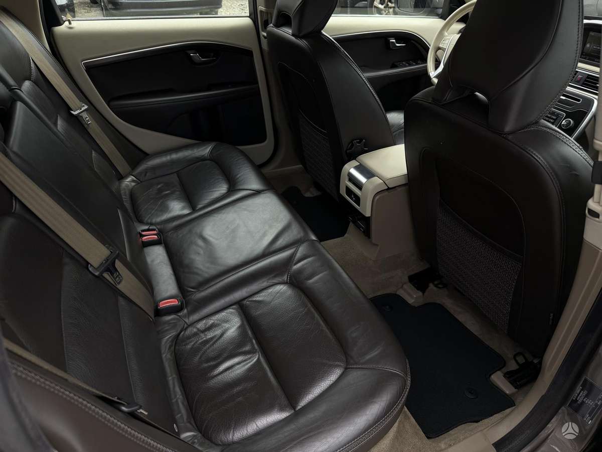 Volvo XC70, 2.4 l., Универсал