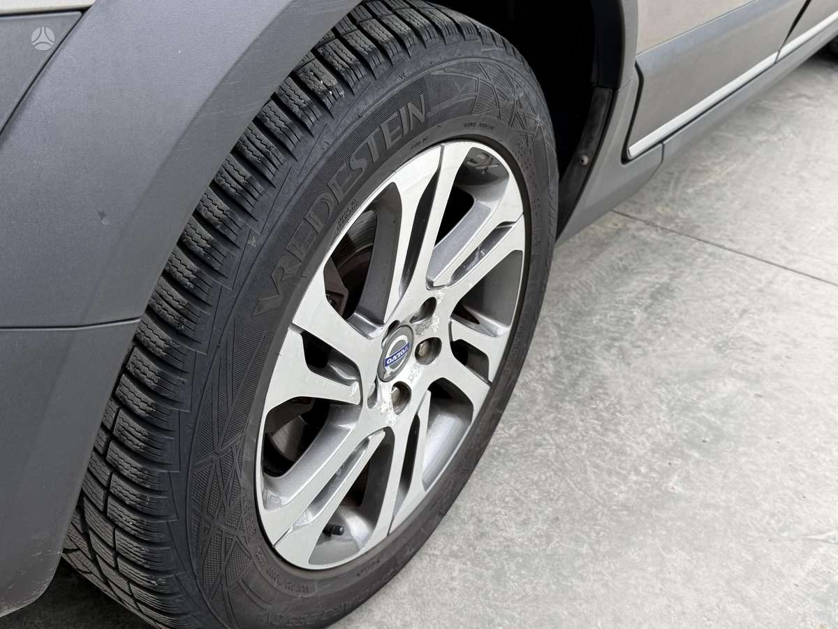 Volvo XC70, 2.4 l., Универсал
