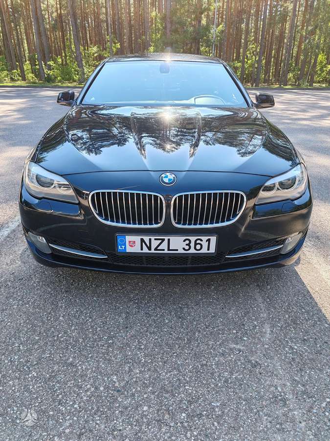 BMW 520, 2.0 l., Седан
