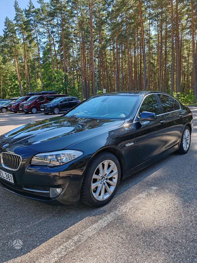 BMW 520, 2.0 l., Седан