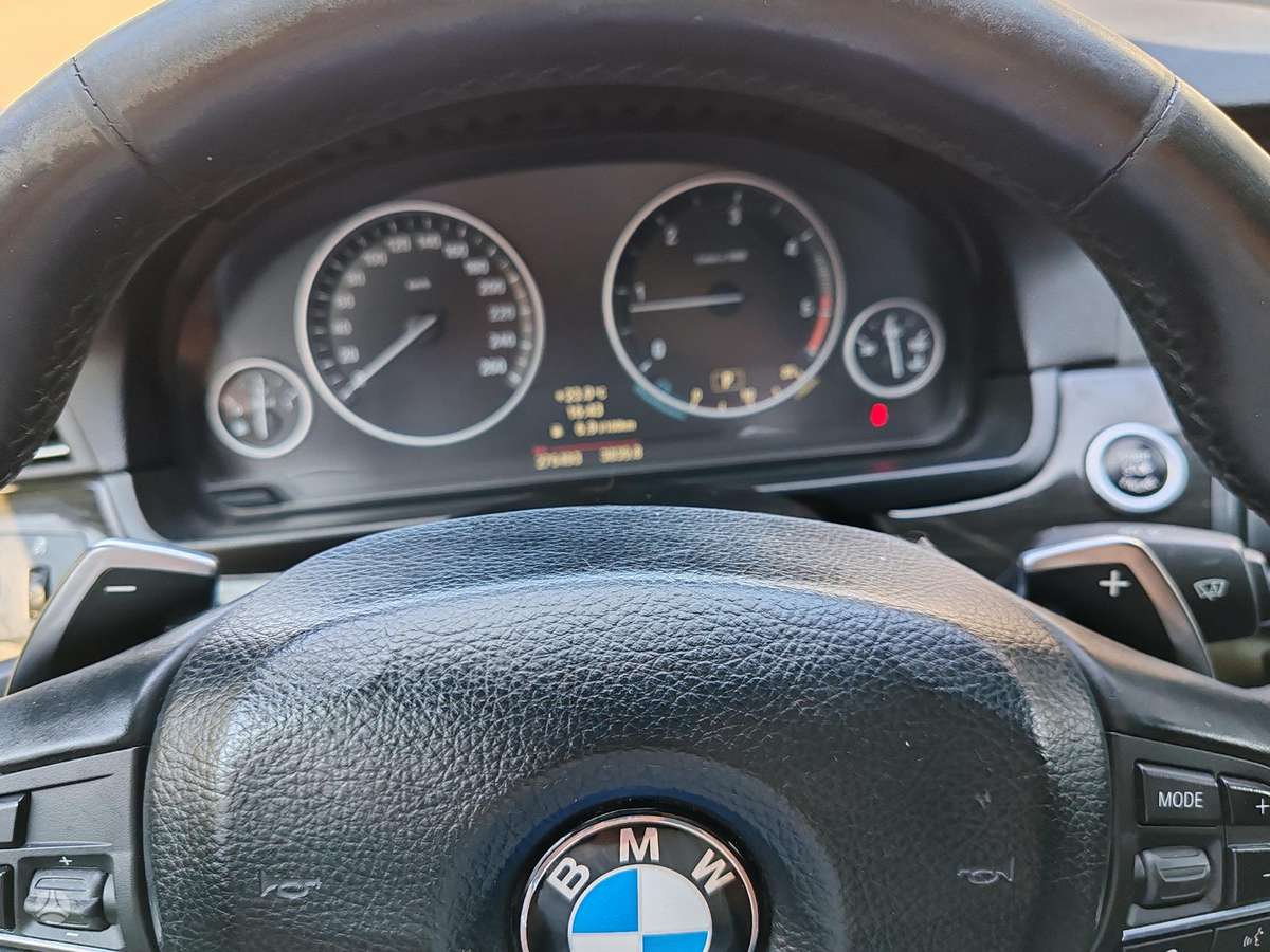 BMW 520, 2.0 l., Седан