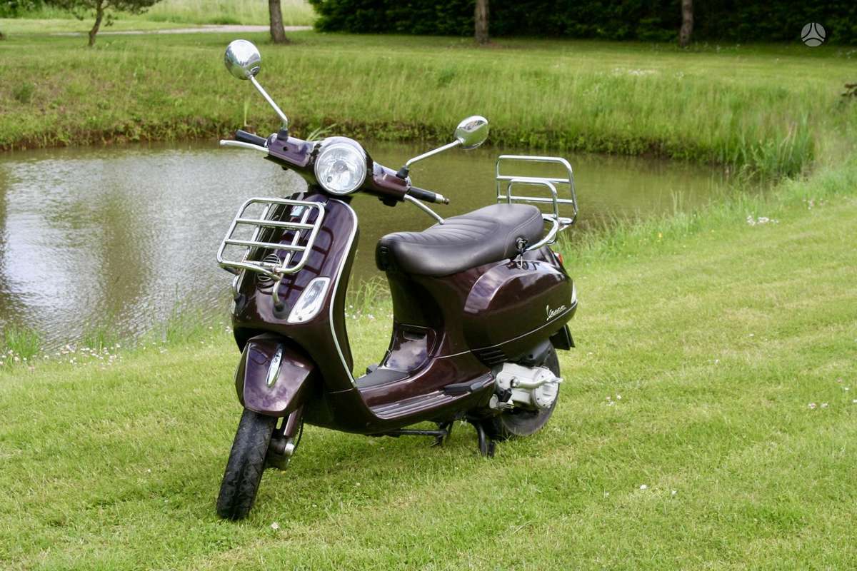 Piaggio Vespa 50cc, мотороллеры / мопеды