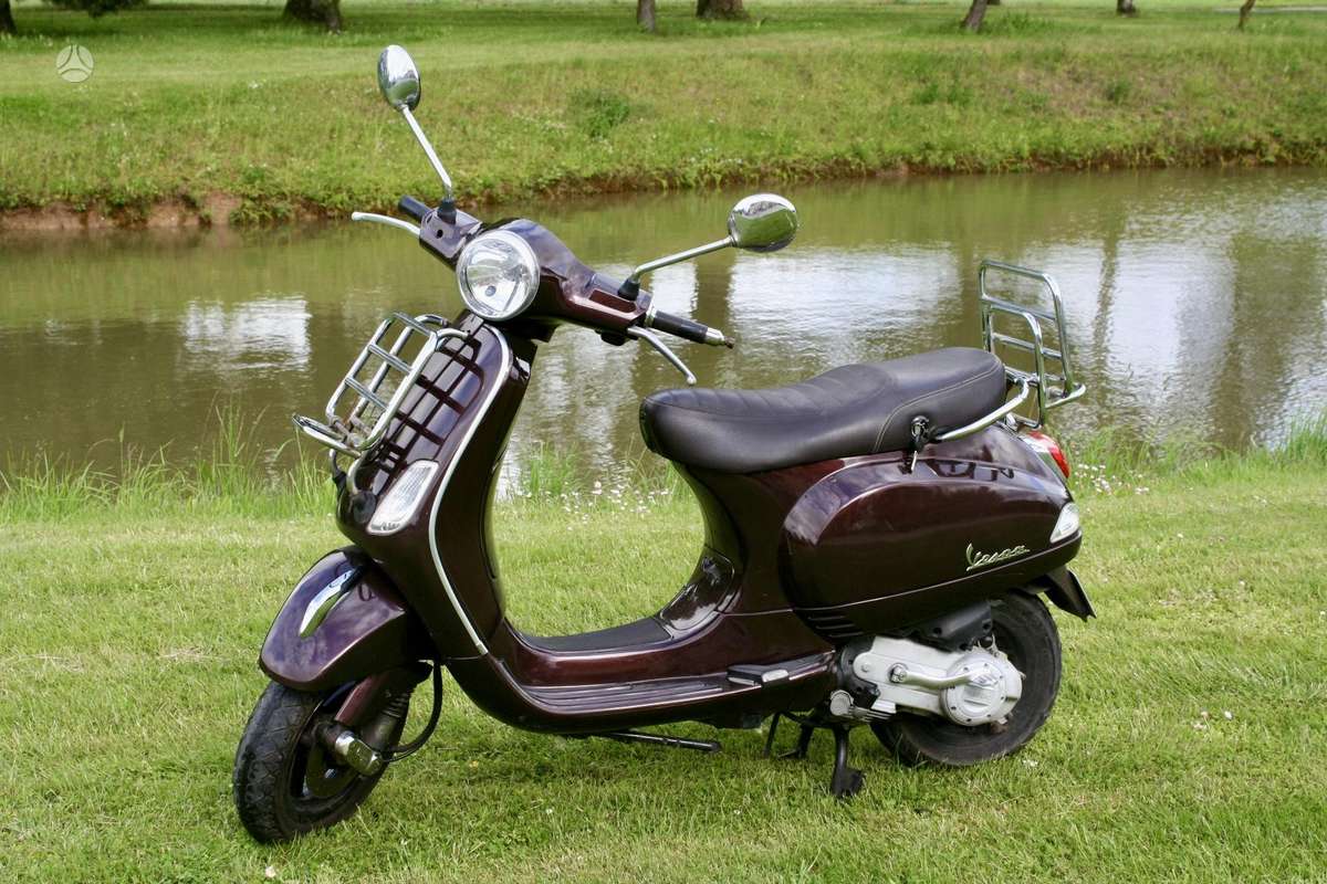 Piaggio Vespa 50cc, мотороллеры / мопеды