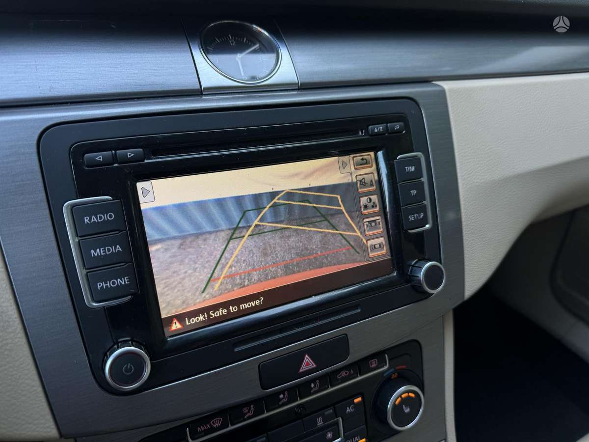 Volkswagen Passat, 1.4 l., Универсал