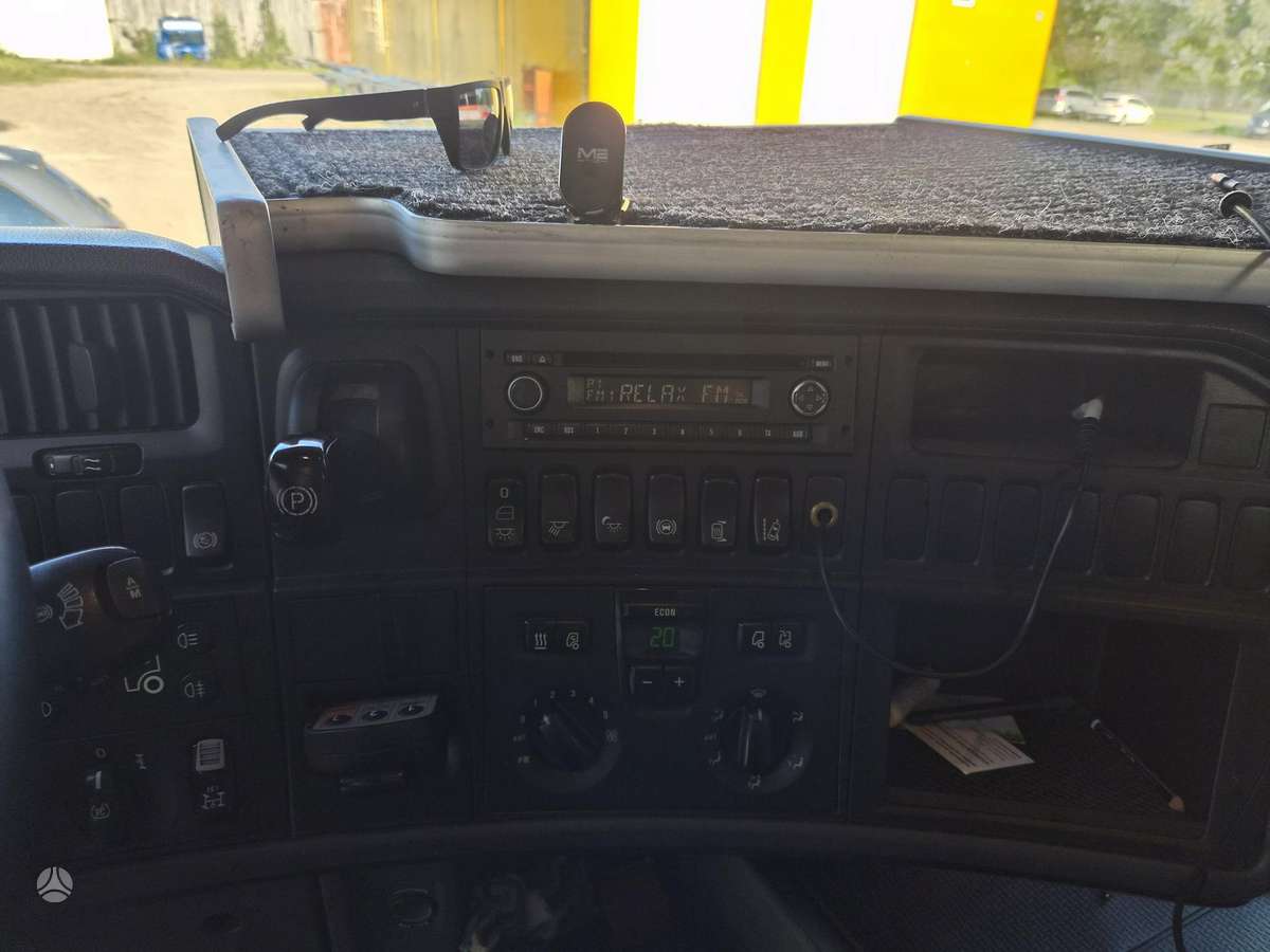 Scania R450, double sleeper
