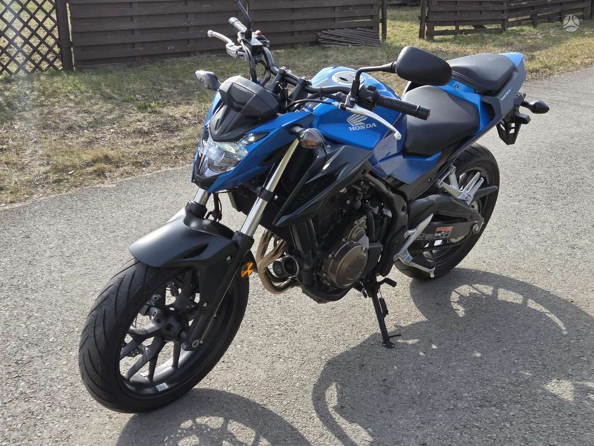 Honda CB 500cc, street / classic
