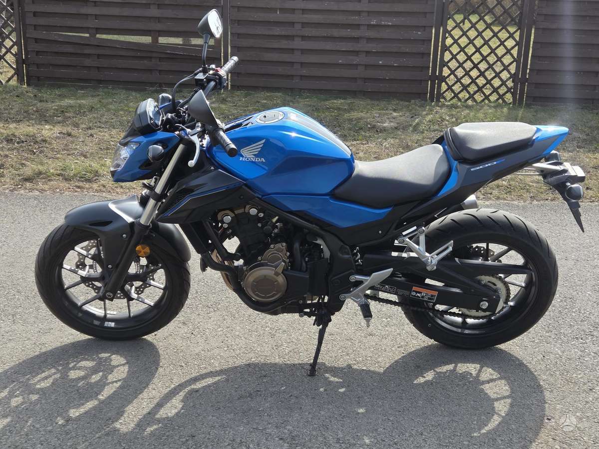 Honda CB 500cc, street / classic