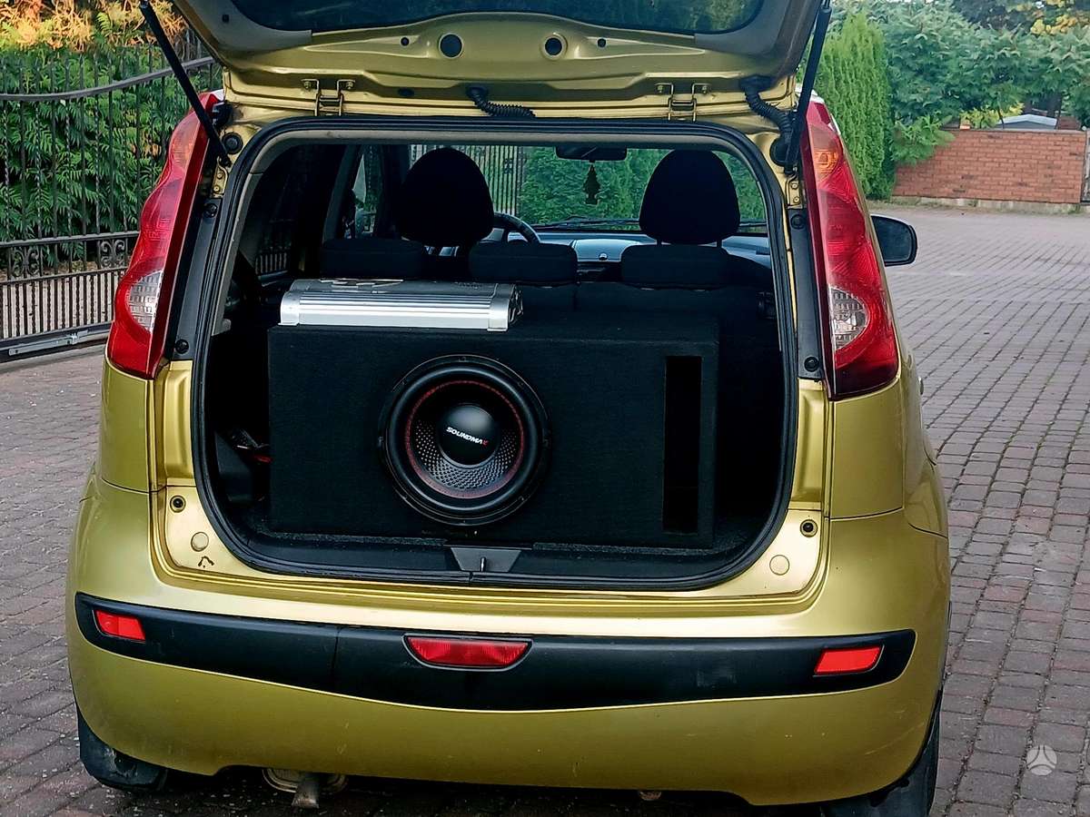 Nissan Note, 1.5 l., hatchback