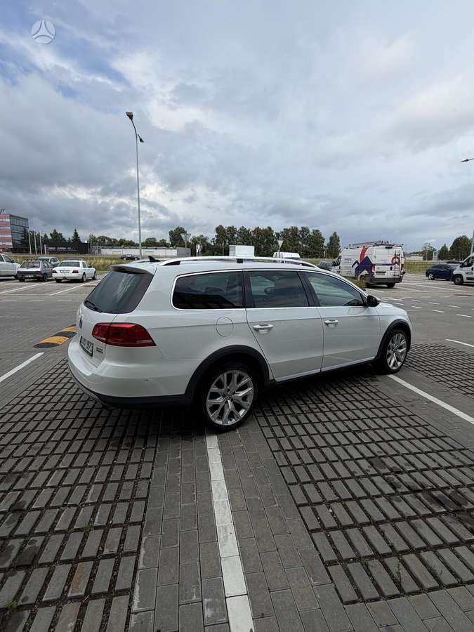 Volkswagen Passat Alltrack - 4