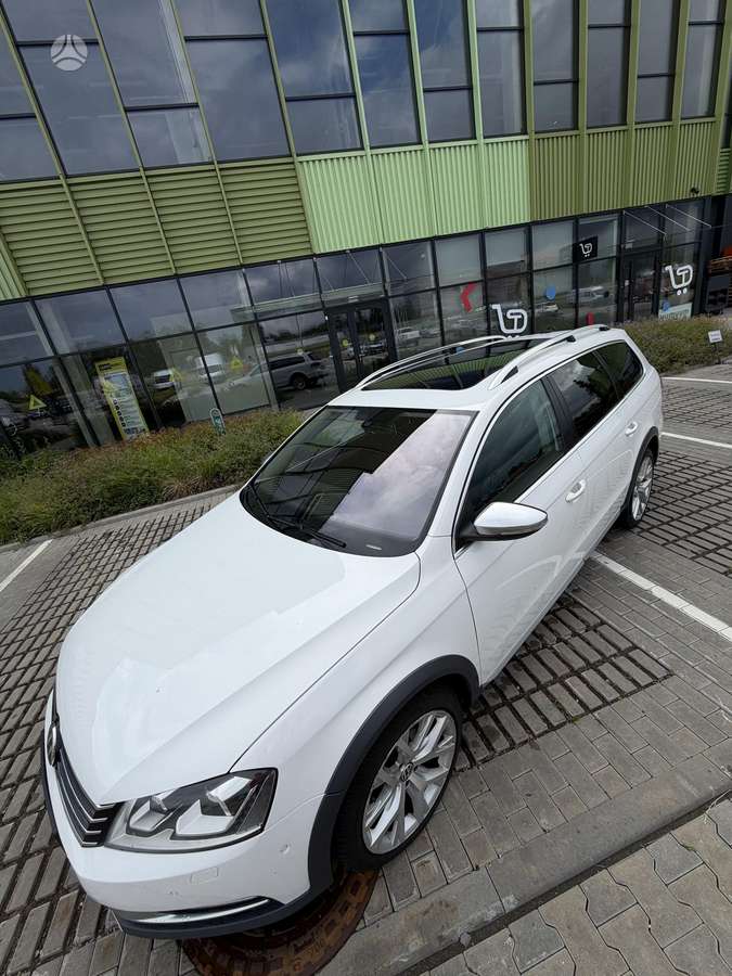 Volkswagen Passat Alltrack - 5