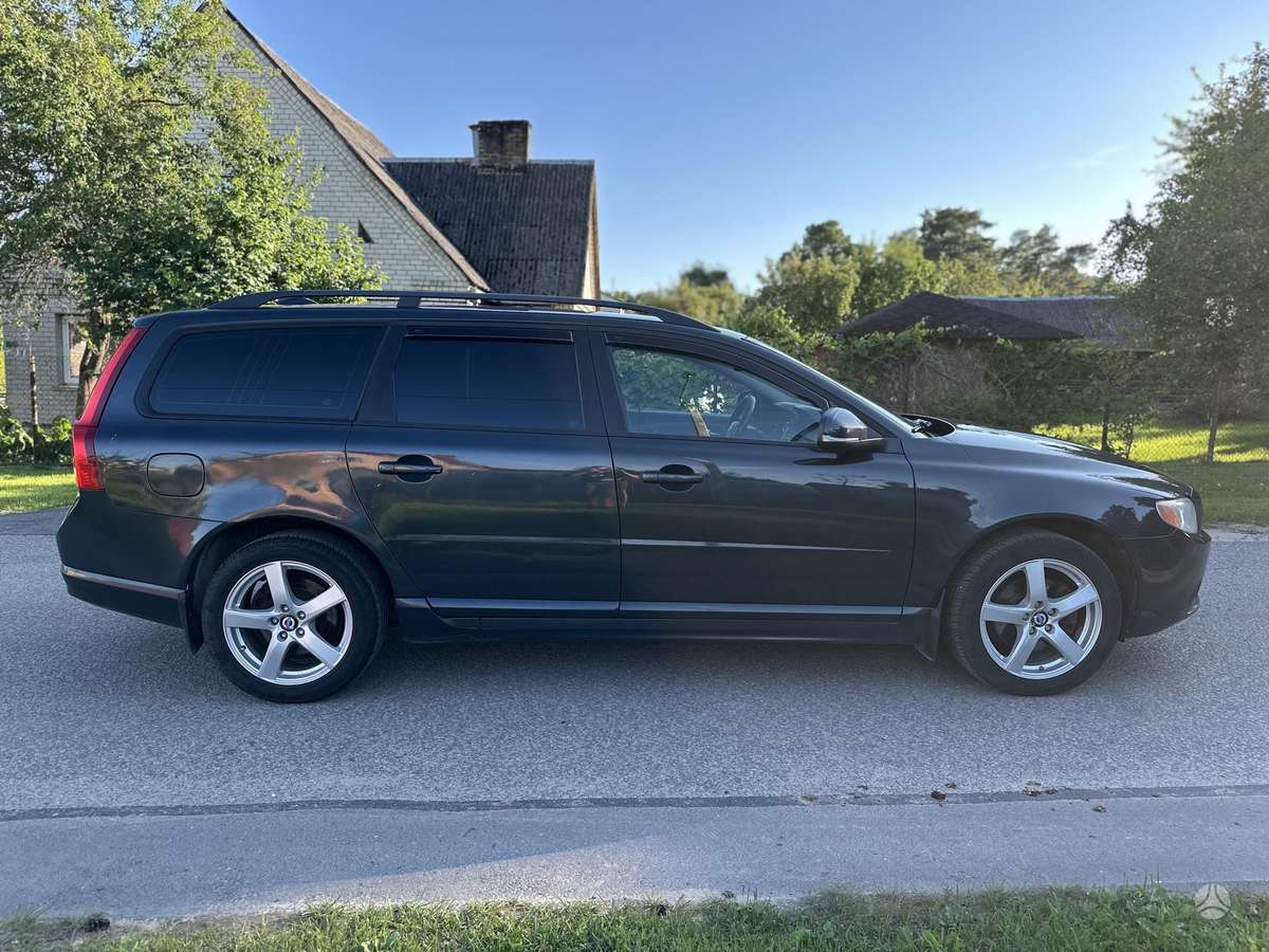 Volvo V70, 2.0 l., wagon