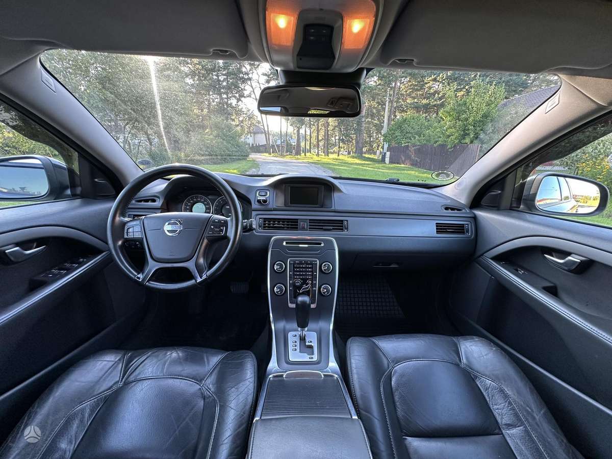 Volvo V70, 2.0 l., wagon