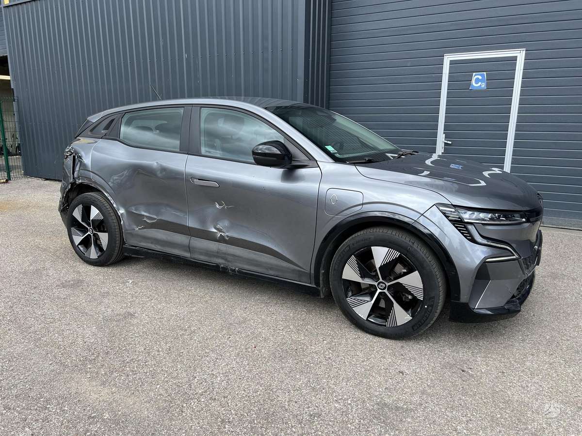 Renault Megane E-Tech, 60 kWh, hečbekas