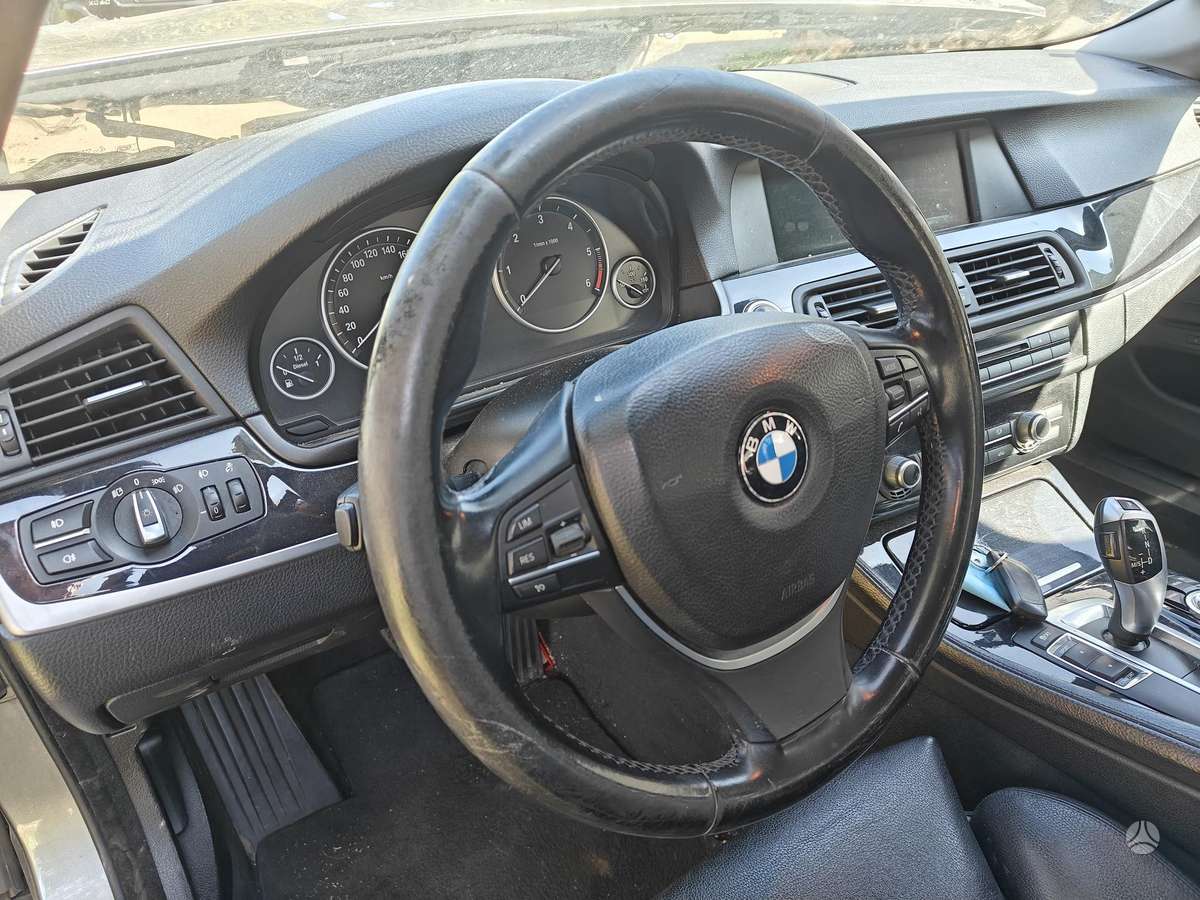 BMW 525, 2.0 l., Седан