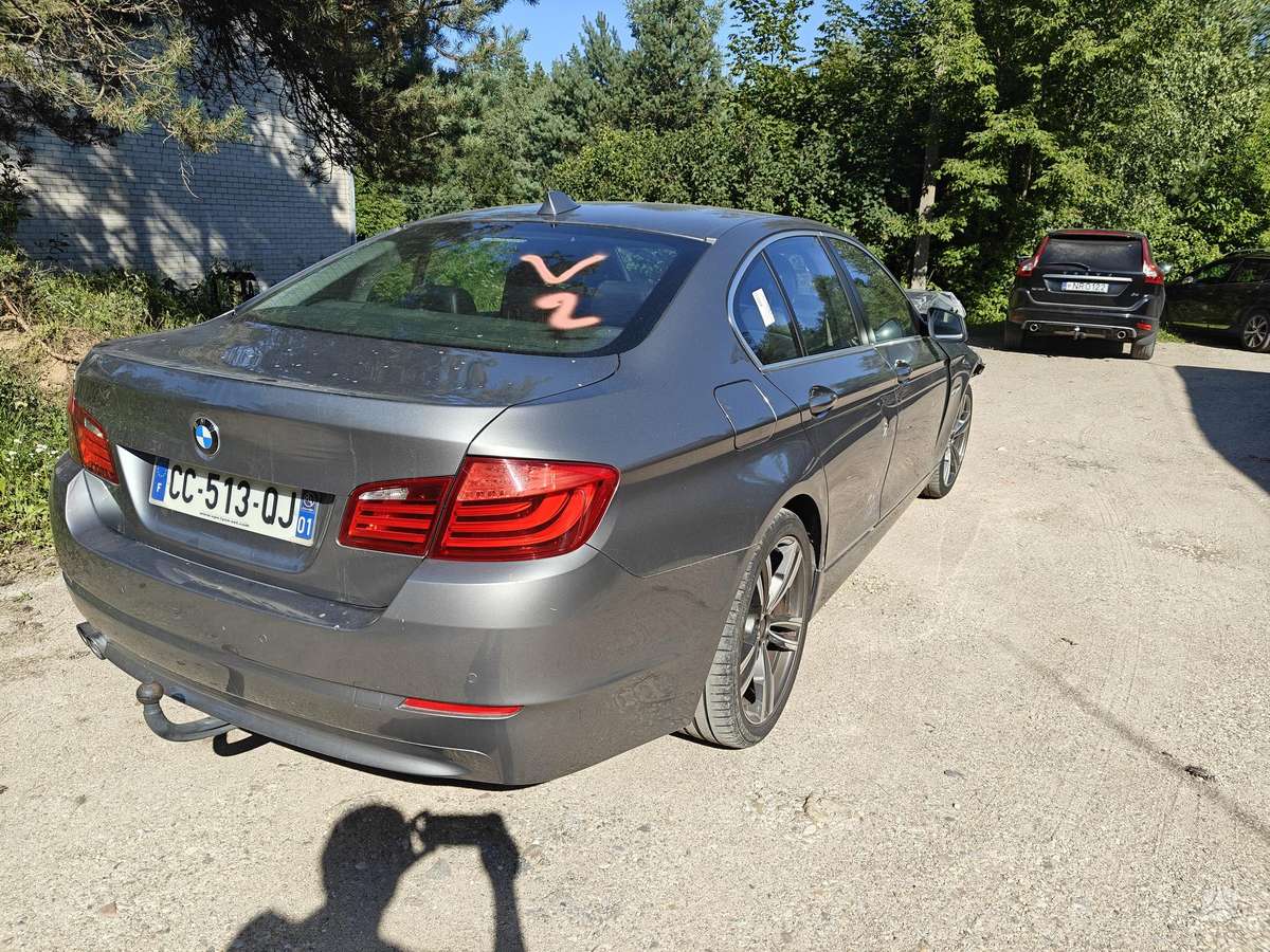 BMW 525, 2.0 l., Седан