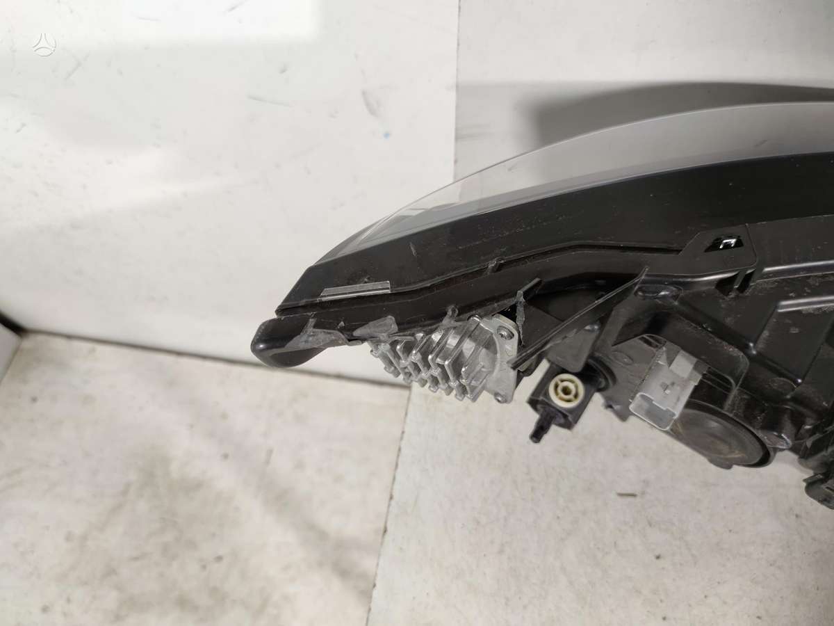 Renault Talisman, 260602488R, фары