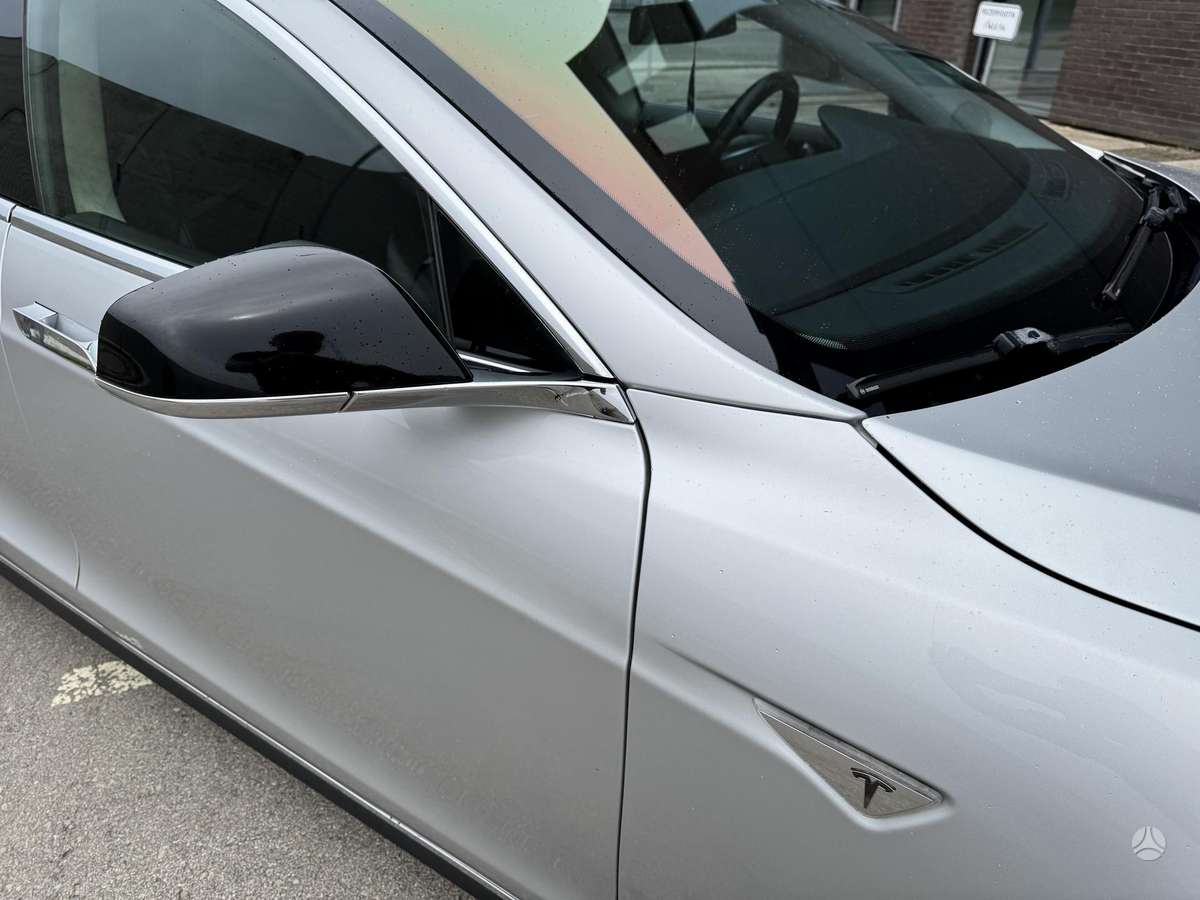 Tesla Model S, 85 кВт·ч, Хэтчбек
