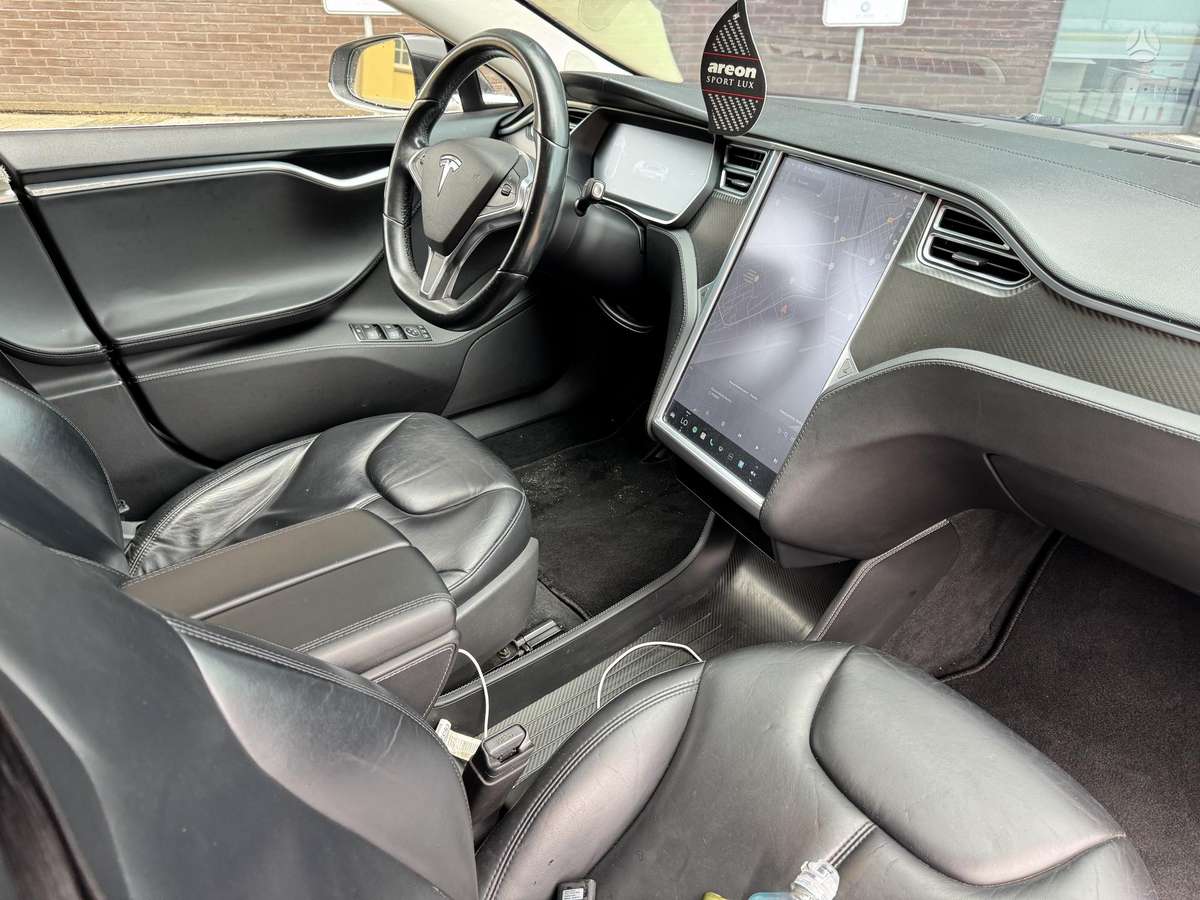 Tesla Model S, 85 кВт·ч, Хэтчбек