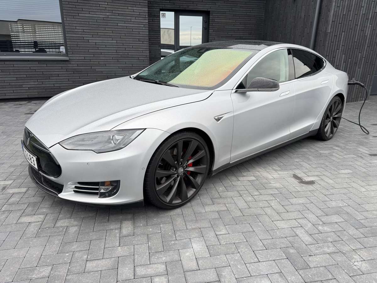 Tesla Model S, 85 kWh, hatchback
