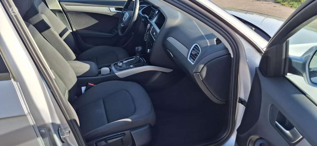 Audi A4, 2.0 l., universalas