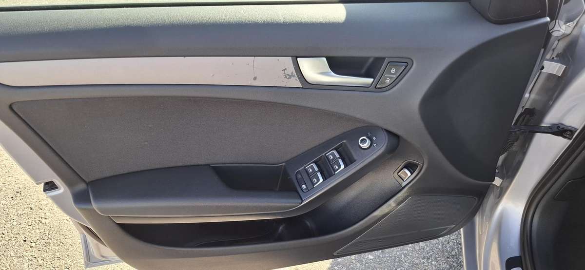 Audi A4, 2.0 l., universalas