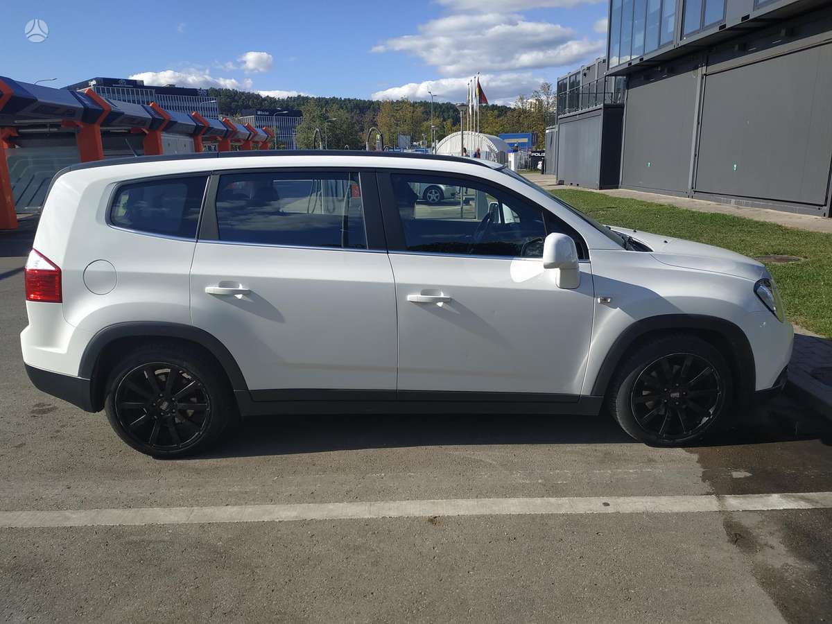Chevrolet Orlando, 2.0 l., Минивэн