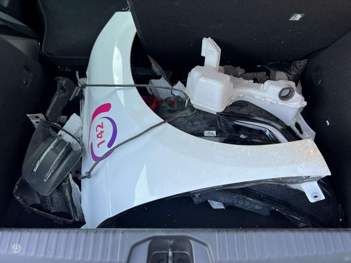 Renault Clio, Хэтчбек