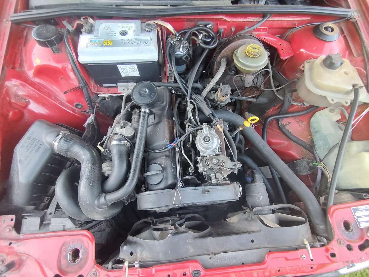 Audi 80, 1.6 l., Седан