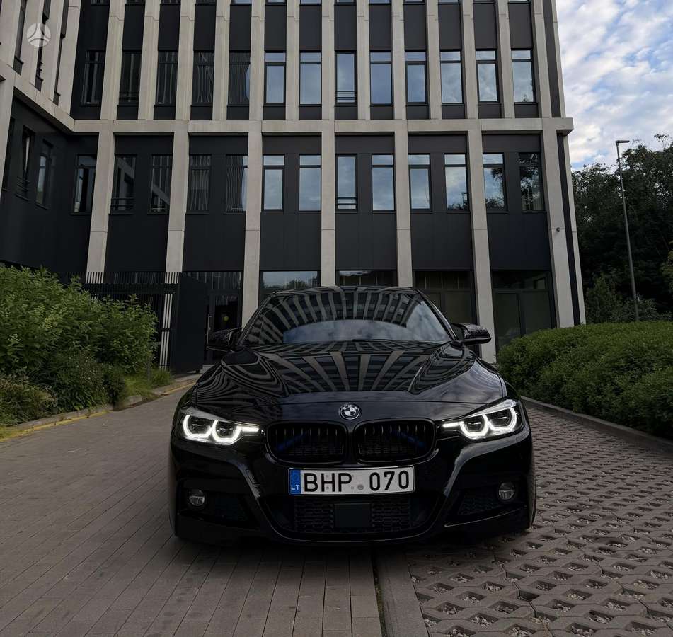 BMW 325, 2.0 l., Седан