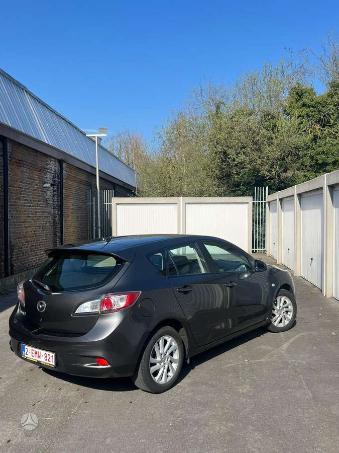 Mazda 3, 1.6 l., hečbekas