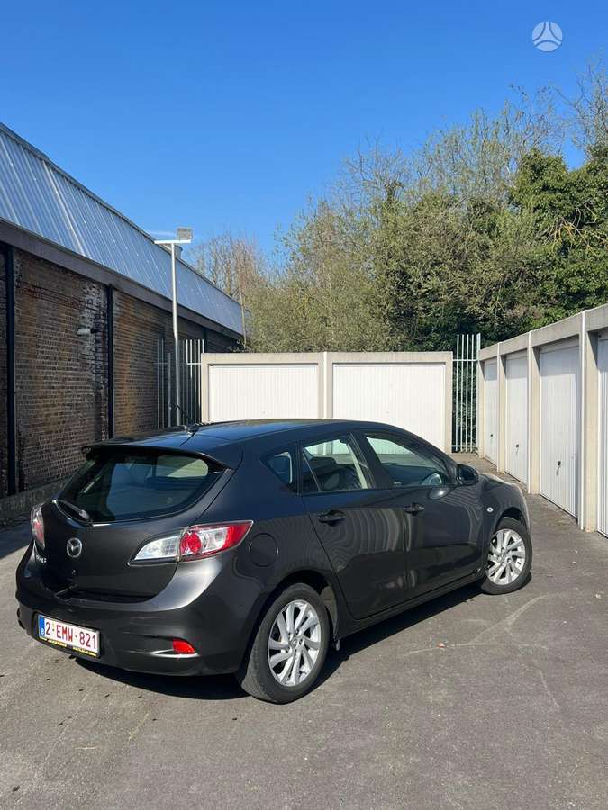 Mazda 3, 1.6 l., Хэтчбек