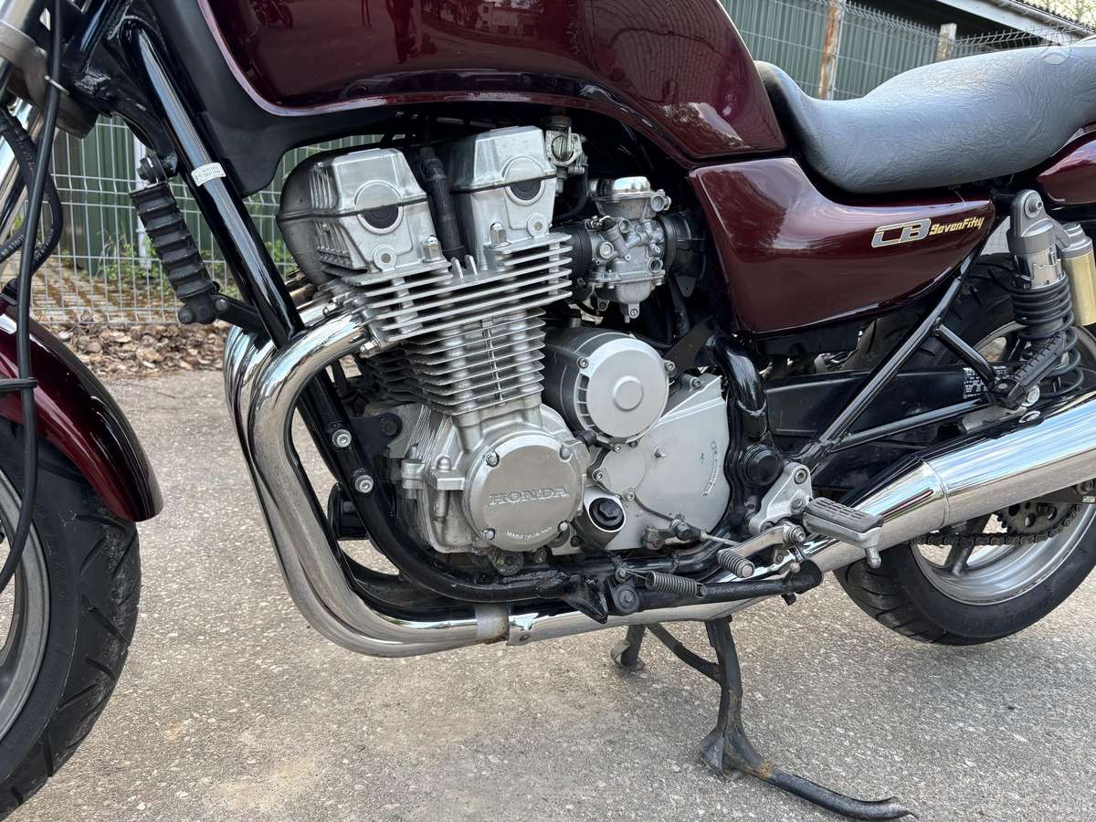 Honda CB 750cc, street / classic