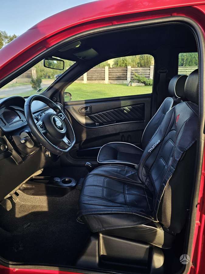 Microcar M8, 0.5 l., hatchback