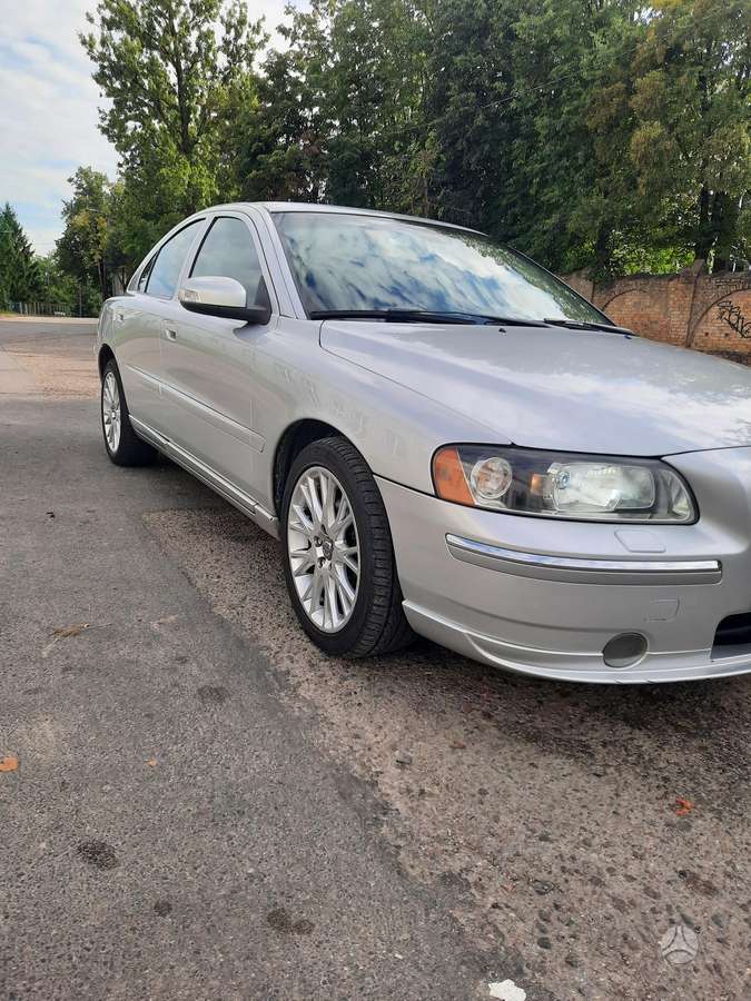 Volvo S60, 2.4 l., Седан