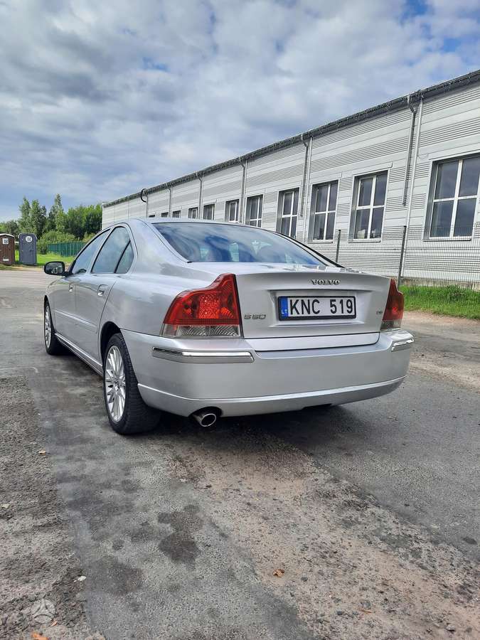 Volvo S60, 2.4 l., Седан