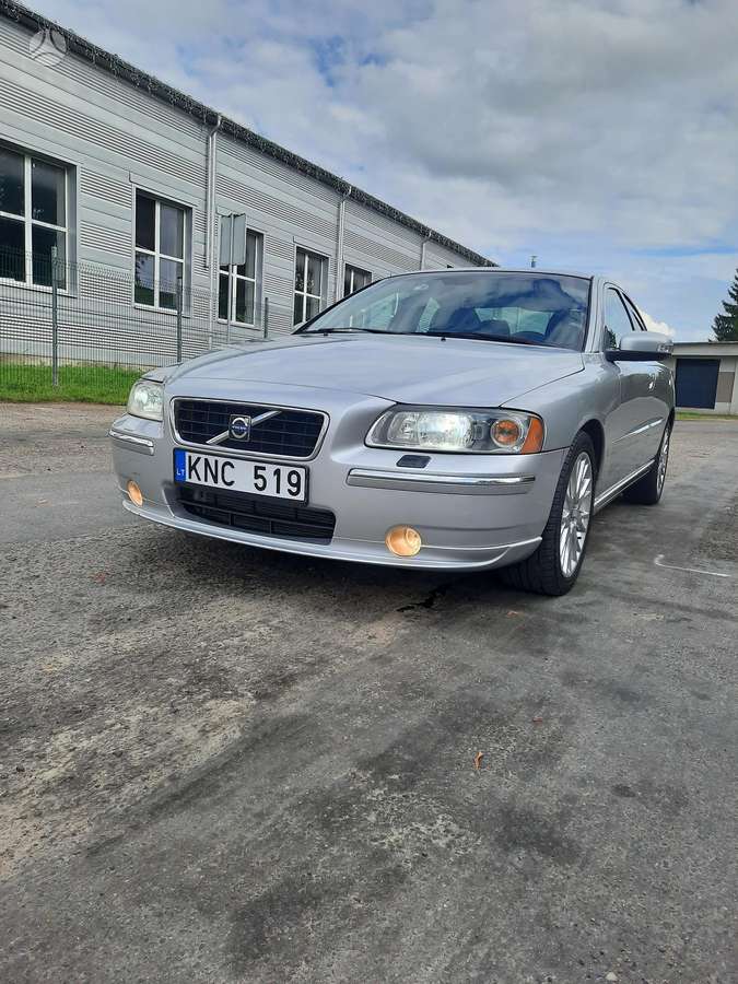 Volvo S60, 2.4 l., Седан