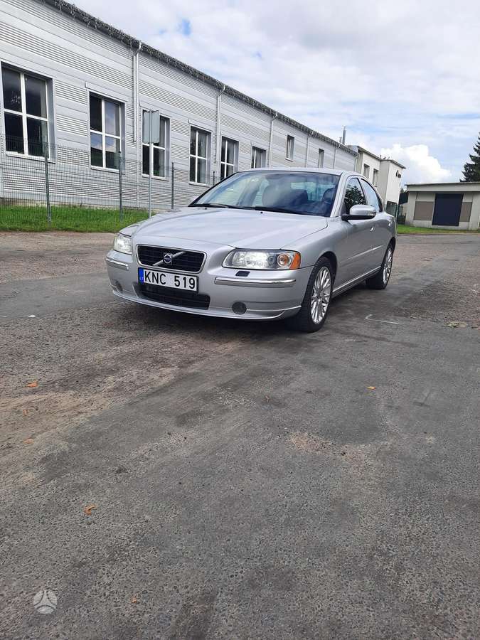 Volvo S60, 2.4 l., Седан