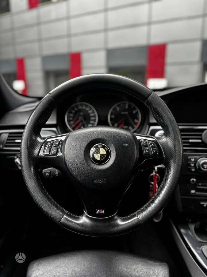 BMW 320, 2.0 l., universalas