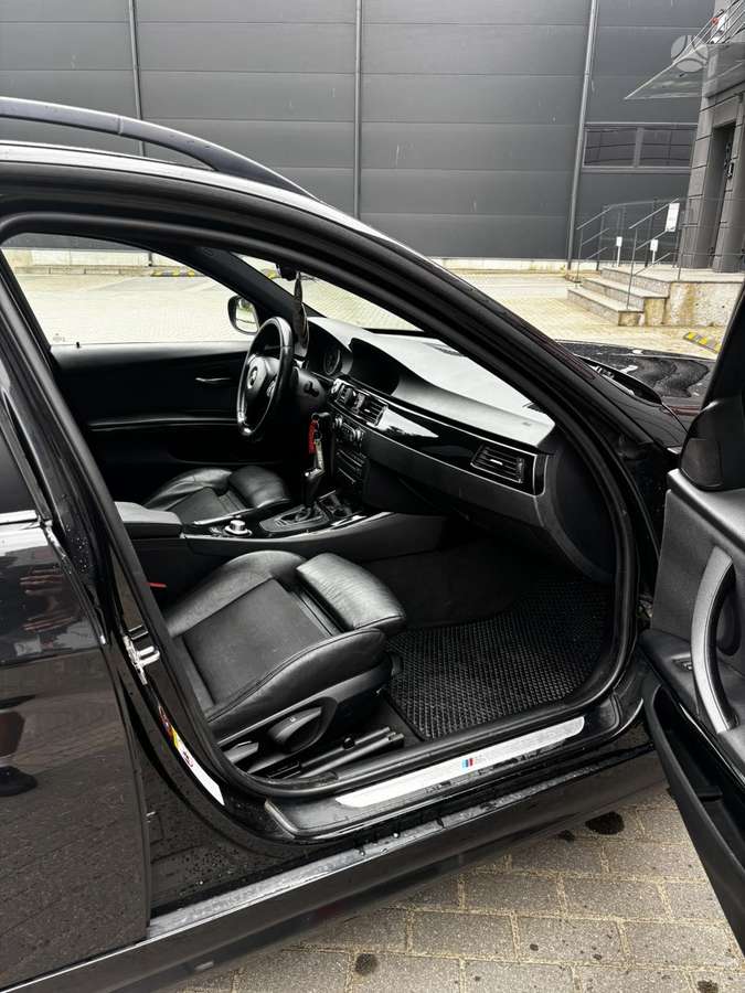 BMW 320, 2.0 l., Универсал