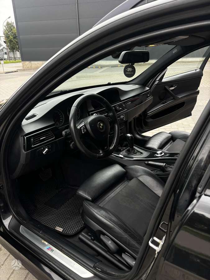 BMW 320, 2.0 l., Универсал