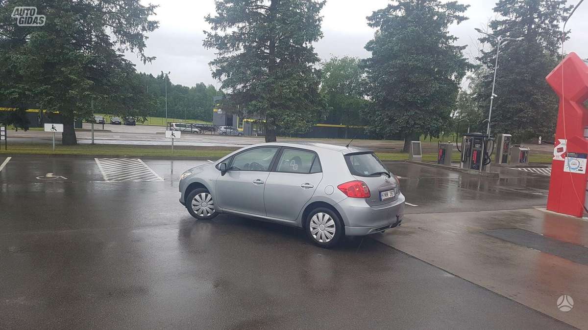 Toyota Auris, 2.0 l., hatchback