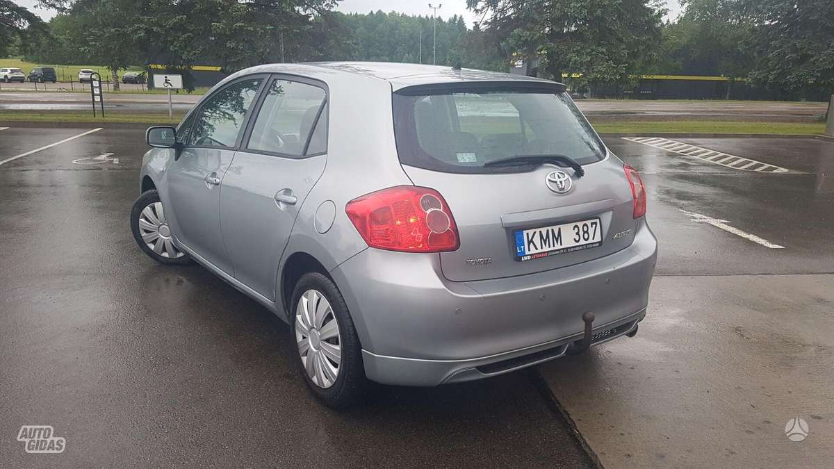 Toyota Auris, 2.0 l., hatchback