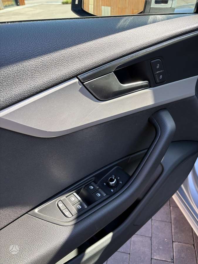 Audi A4, 2.0 l., Универсал