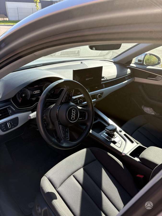 Audi A4, 2.0 l., Универсал