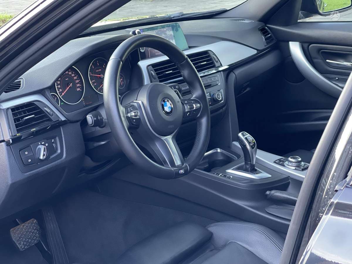 BMW 320, 2.0 l., wagon