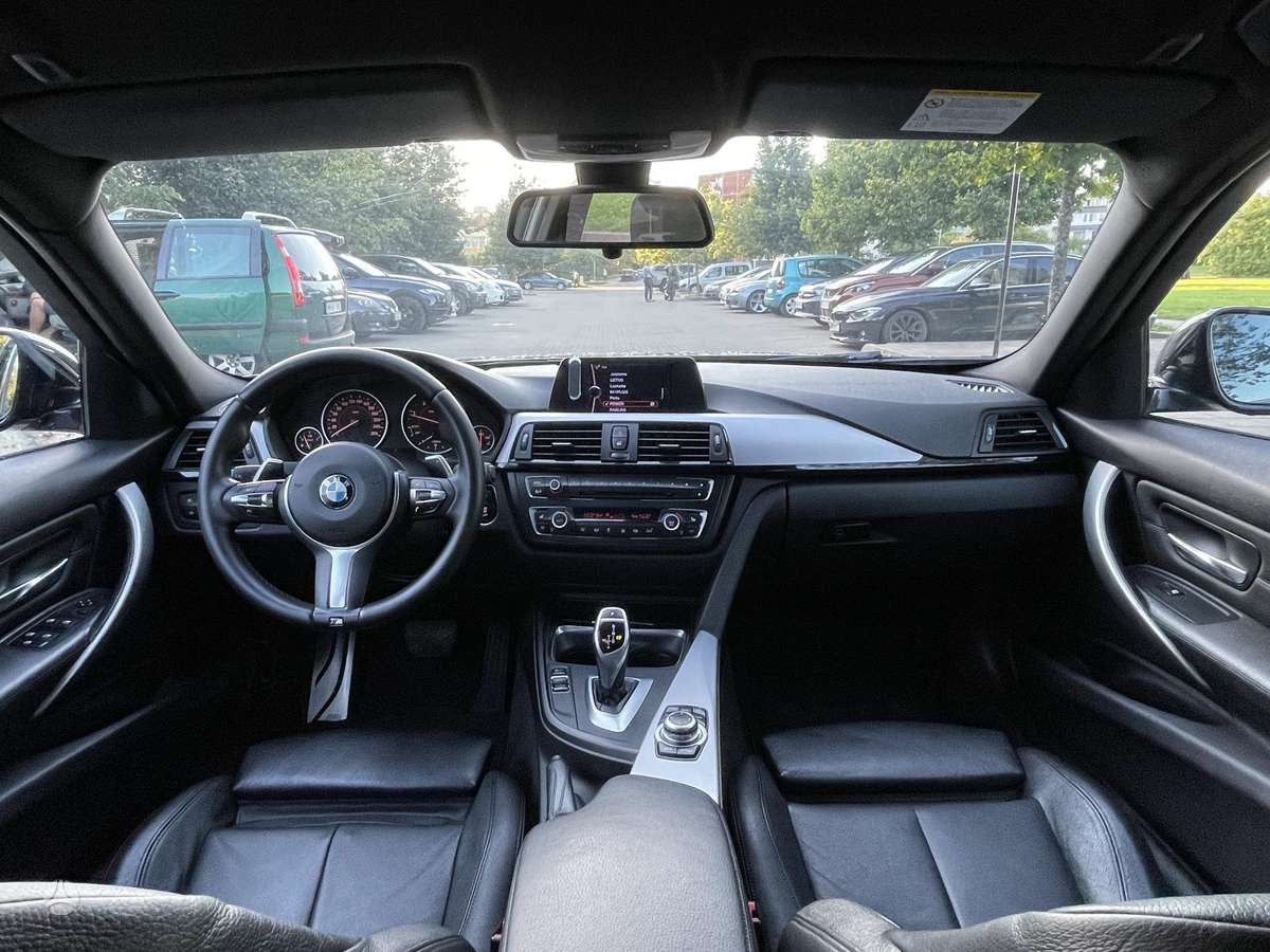 BMW 320, 2.0 l., wagon