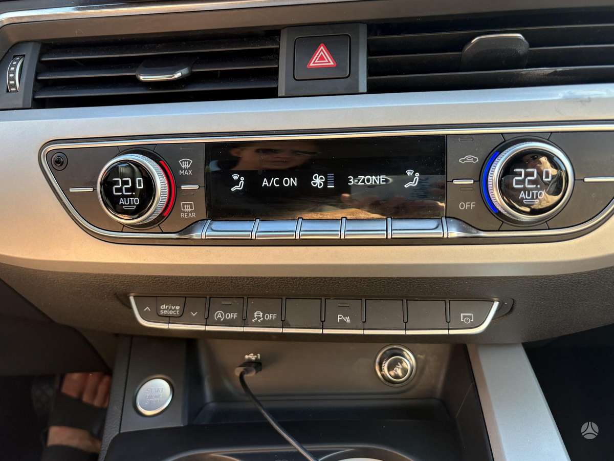 Audi A4, 2.0 l., universalas